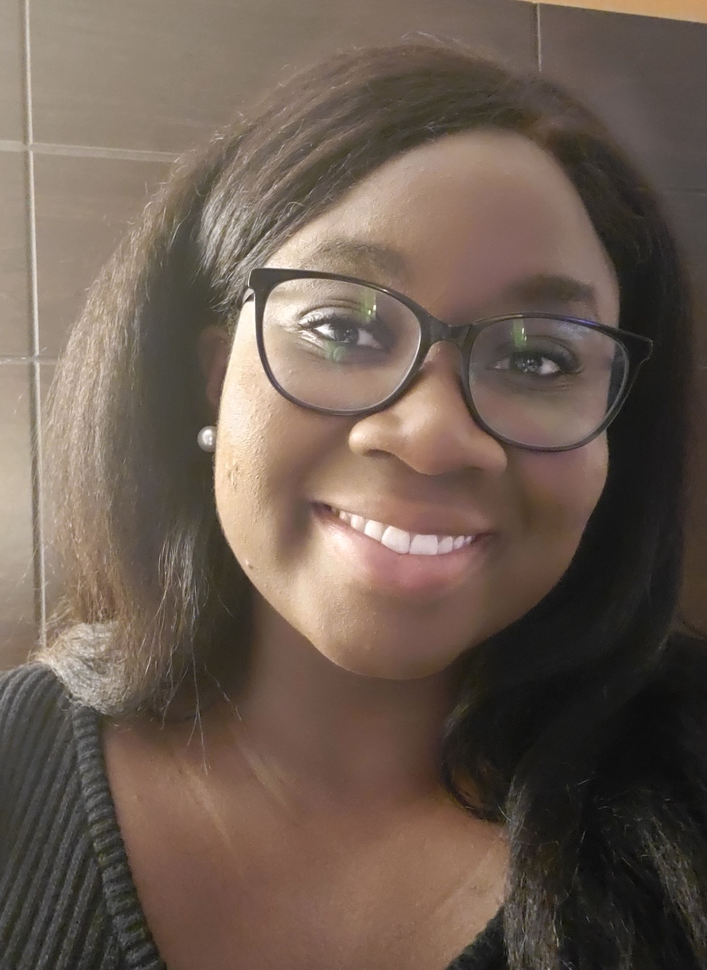 Stacey-Gbeklui-Registered-Behaviour-Technician-RBT-ABA-Therapy-Toronto-Behaviour-Board-Certified-Behavioural-Therapist-Autism-ABA-Therapy-Toronto-Side-by-Side-ABA-Therapy